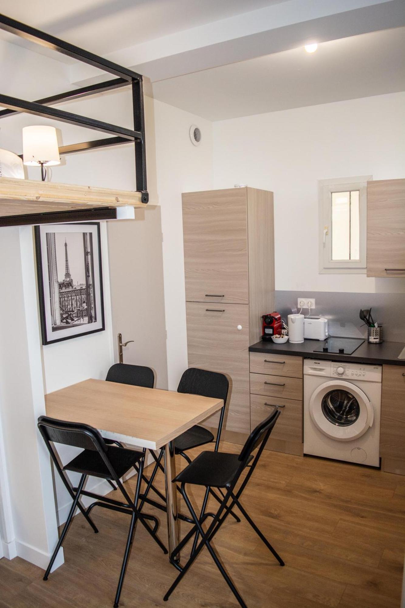 L'Althea I Apartment Bron Bagian luar foto